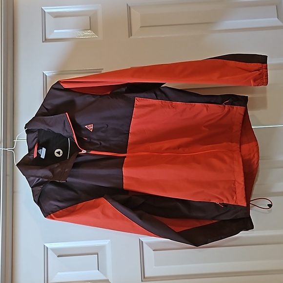 Nike ACG Other - Nike ACG Men's Windbreaker with Hood Size Small
